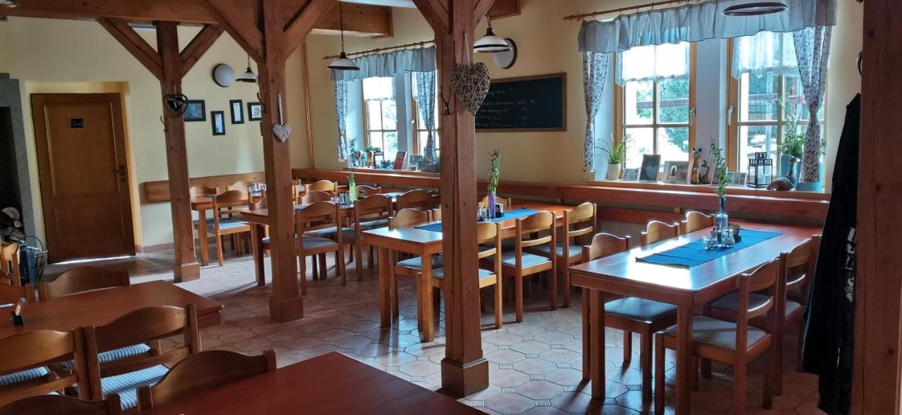 Hotel Zlaty Potok Nicov  Bagian luar foto