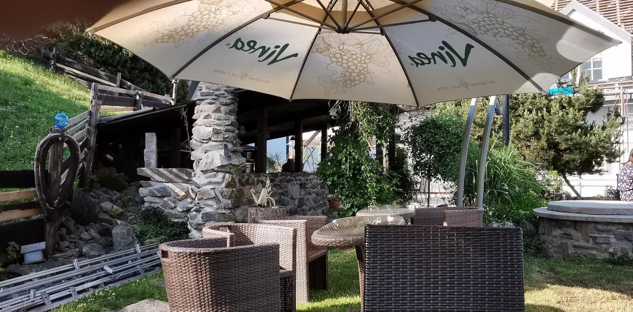 Hotel Zlaty Potok Nicov  Bagian luar foto