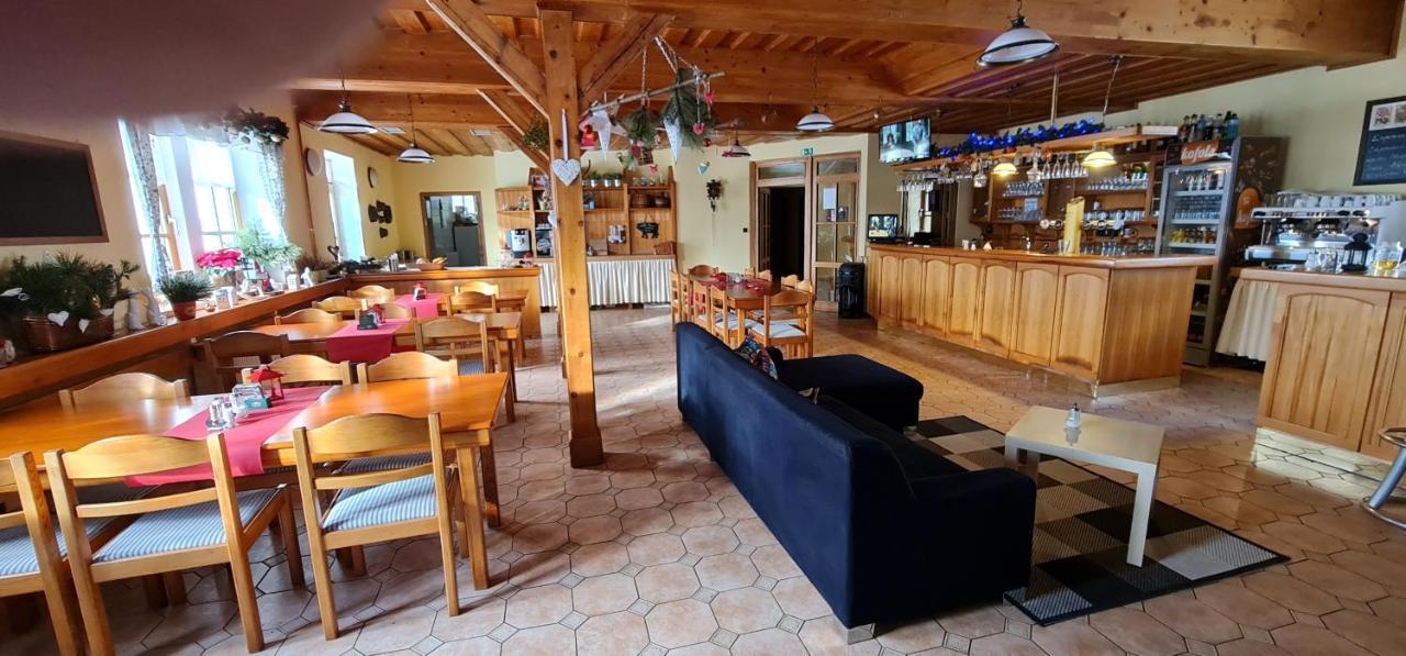 Hotel Zlaty Potok Nicov  Bagian luar foto