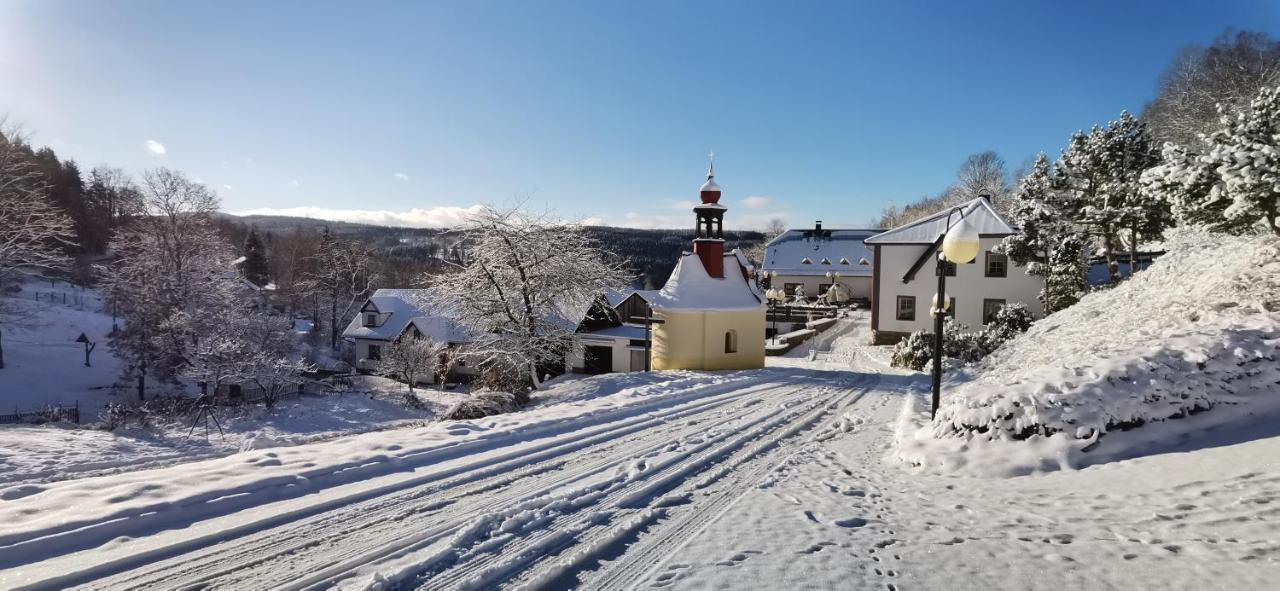 Hotel Zlaty Potok Nicov  Bagian luar foto