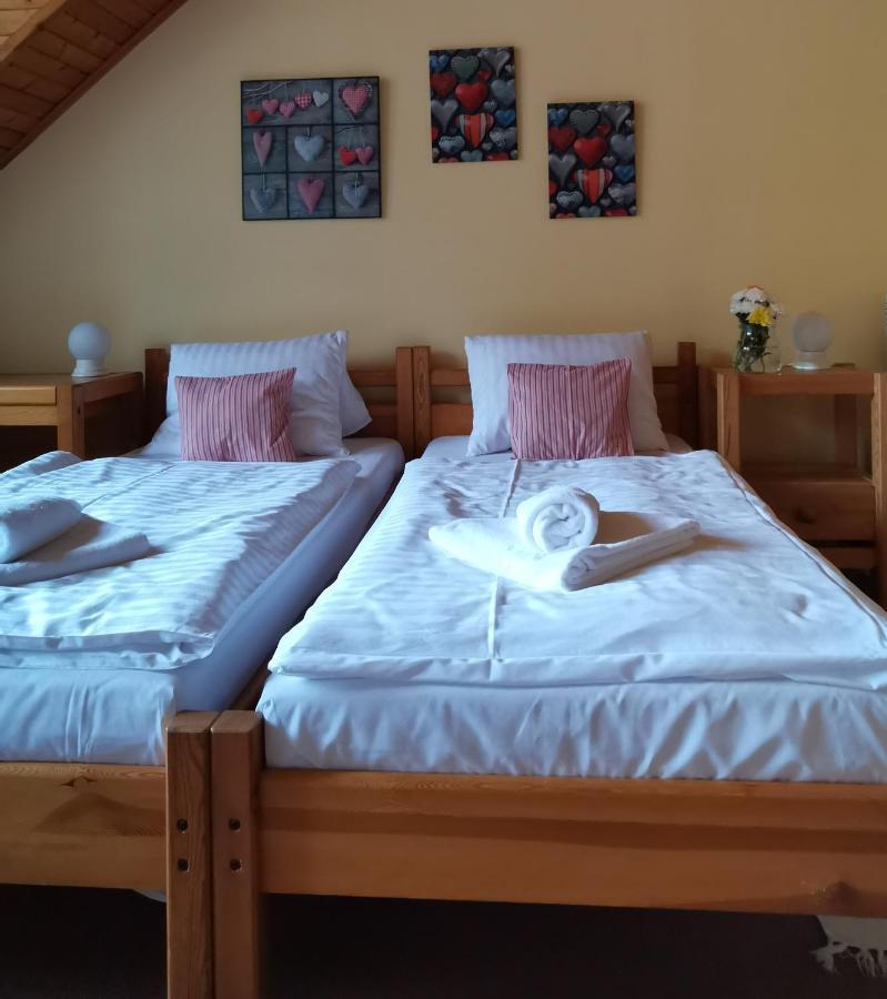 Hotel Zlaty Potok Nicov  Bagian luar foto